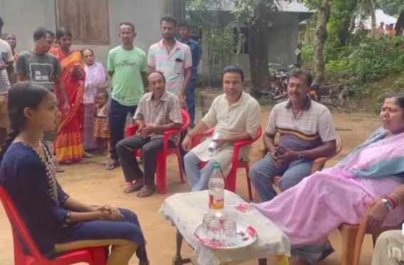 Girl who scored 93% and unable to Study Science due to Poverty now helped by Pratima Bhowmik Girl who scored 93% and unable to Study Science due to Poverty now helped by Pratima Bhowmik